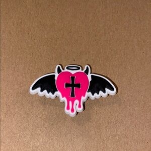 🐊6/$12 🐊 Pink and Black Winged Devil Heart Croc Charm.
